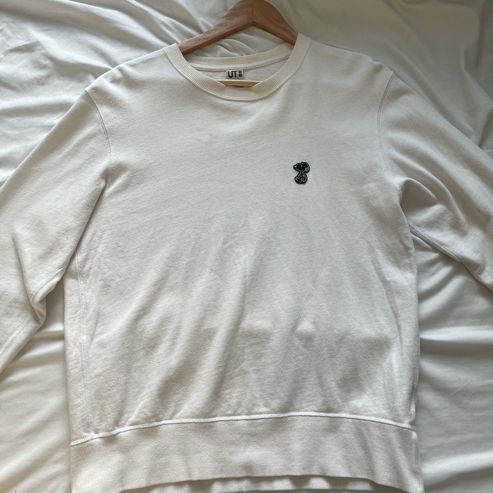 Uniqlo Kaws x Snoopy White Crewneck Sz S